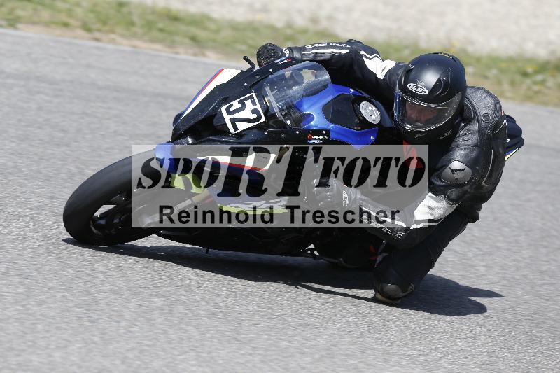 /10 20.04.2026  Pluess Moto Sport ADR/Freies Fahren/52